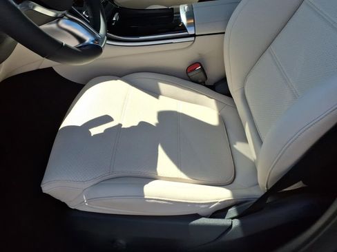 New 2026 Mercedes-Benz C 300 4MATIC Sedan image 15