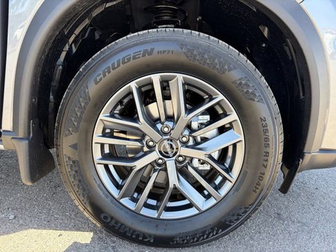 New 2026 Nissan Rogue S image 10