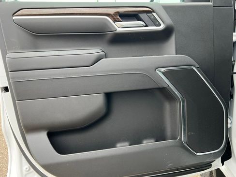 New 2026 GMC Sierra 1500 Elevation image 17