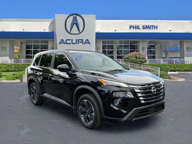 Used 2025 Nissan Rogue SV FWD image 3