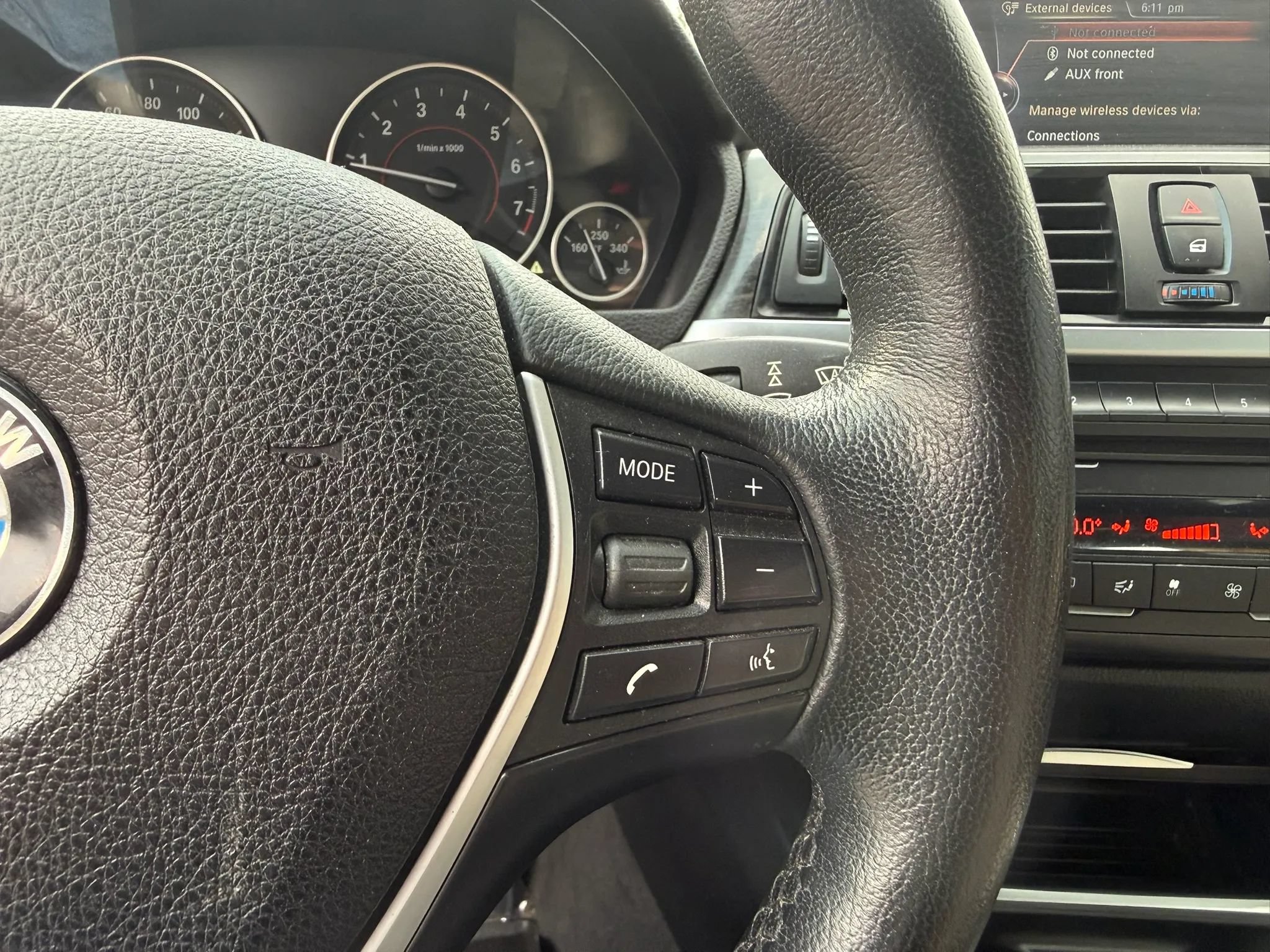 Used 2015 BMW 328i xDrive Sedan AWD/4WD image 22