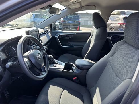 Used 2022 Toyota RAV4 LE image 13