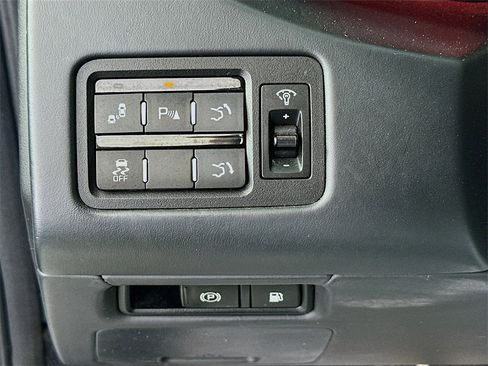 Used 2017 Kia K900 Premium image 10