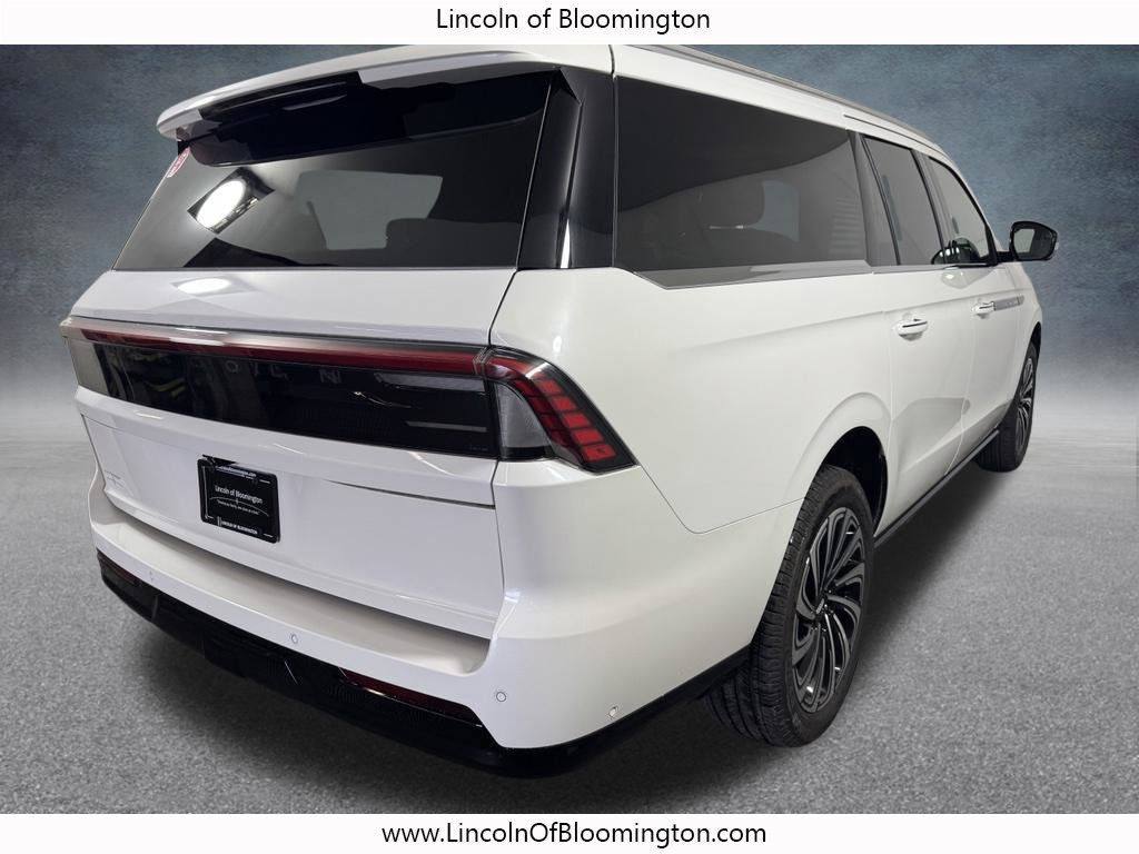 New 2025 Lincoln Navigator L Black Label AWD/4WD image 7