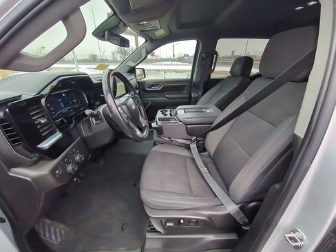 Certified 2022 Chevrolet Silverado 1500 LT image 9