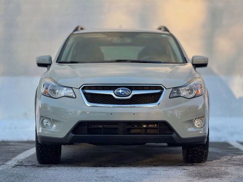 Used 2015 Subaru Crosstrek 2.0i Premium AWD/4WD image 2