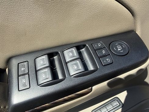 Used 2020 GMC Yukon SLT w/ Open Road Package image 9