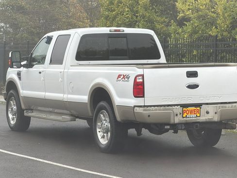 Used 2010 Ford F250 King Ranch image 6