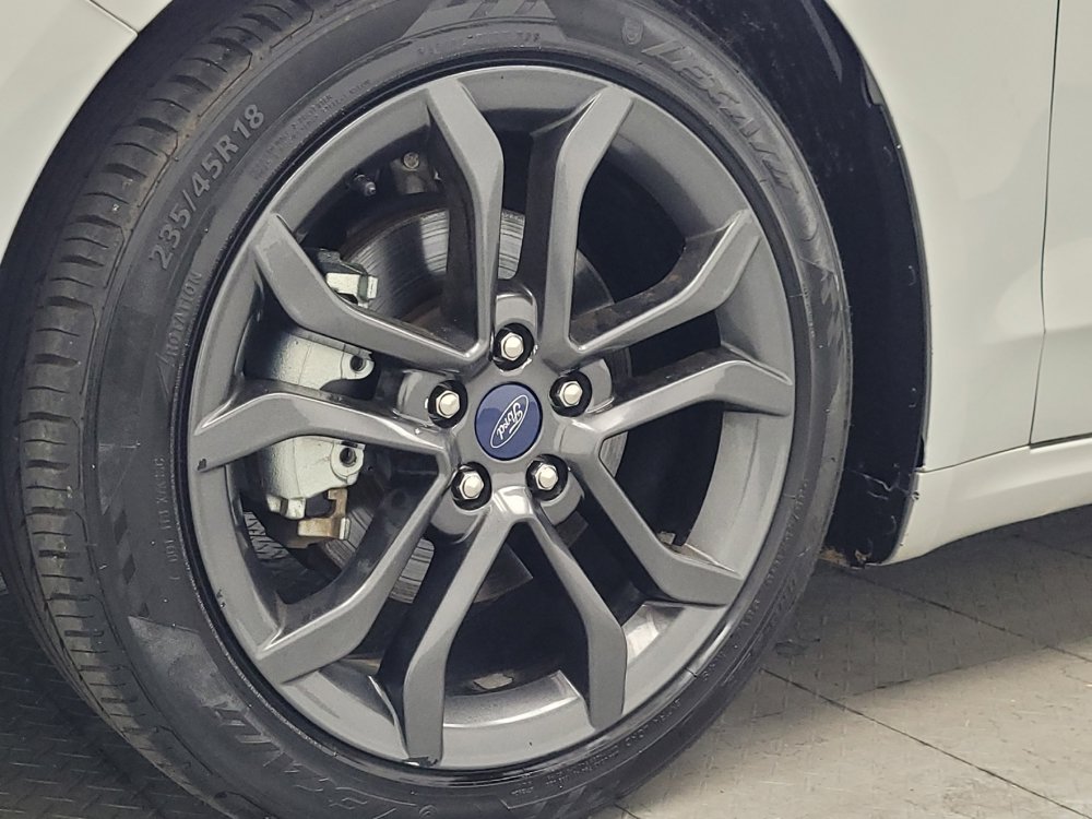 Used 2018 Ford Fusion SE w/ Equipment Group 201A FWD image 31