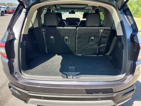 Used 2024 Honda Pilot Elite image 11