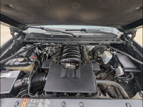Used 2018 Chevrolet Silverado 1500 LT w/ All Star Edition AWD/4WD image 19