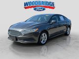 Used 2018 Ford Fusion SE w/ Fusion SE Technology Package image 2