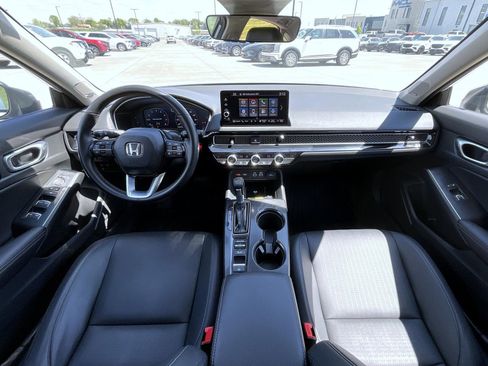 Used 2024 Honda Civic Touring image 15
