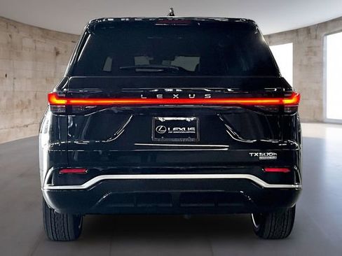 New 2026 Lexus TX 500h AWD image 4