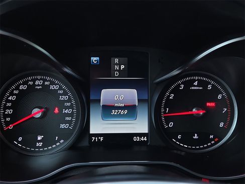 Used 2019 Mercedes-Benz GLC 300 image 23