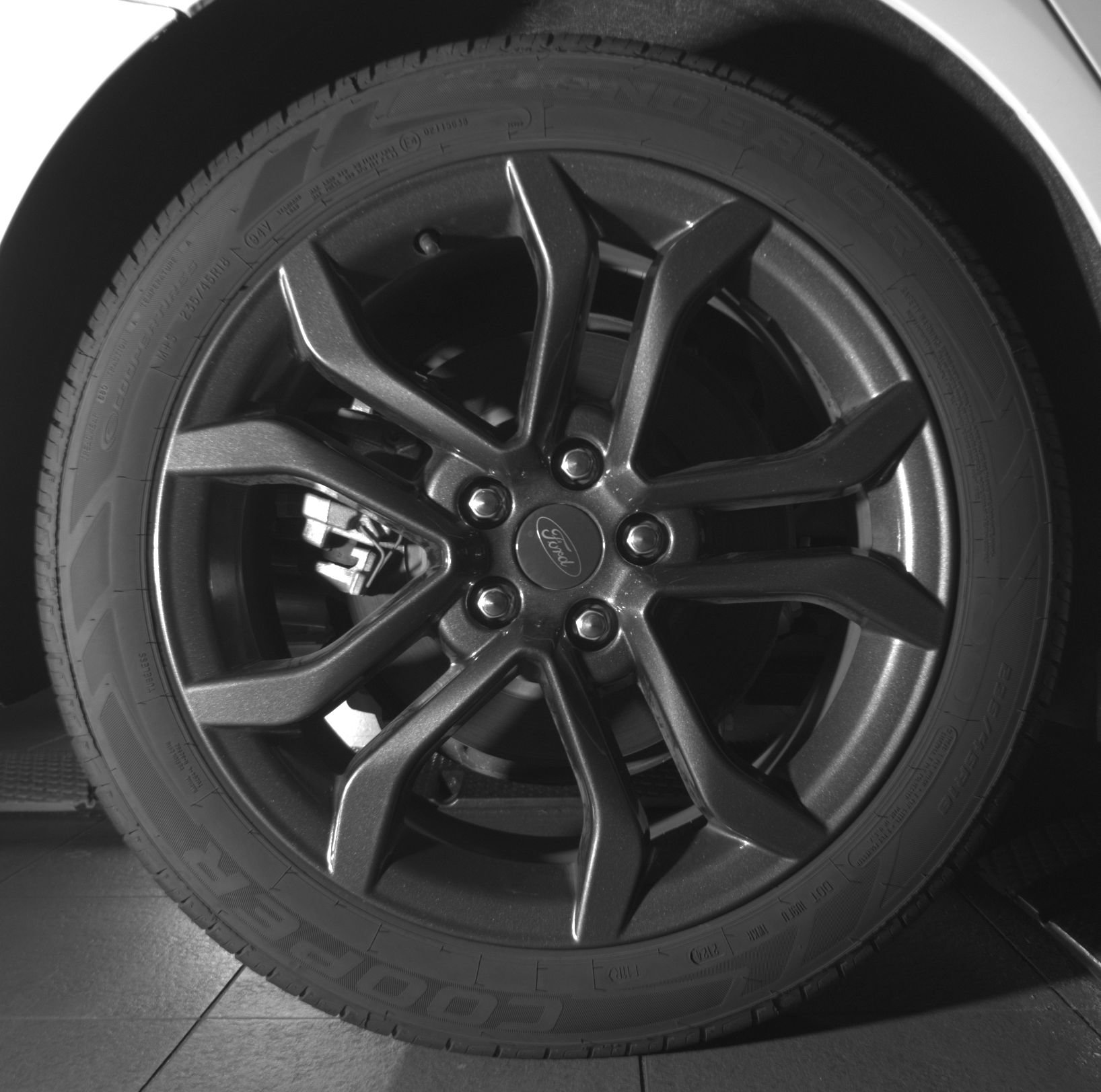 Used 2018 Ford Fusion SE w/ Equipment Group 201A FWD image 11