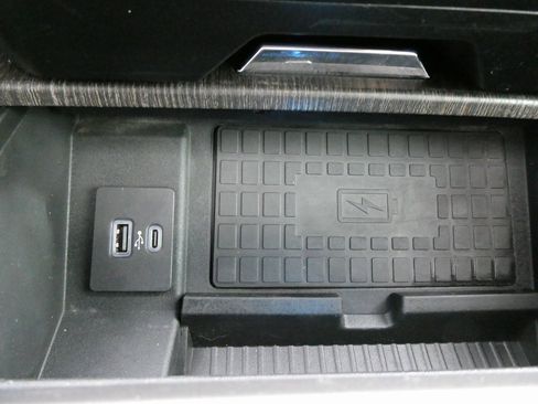 Used 2020 Ford F350 Lariat w/ Lariat Ultimate Package image 31