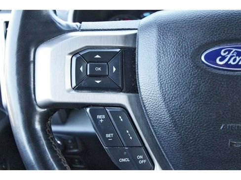 Used 2019 Ford F150 Platinum w/ Equipment Group 701A Luxury image 17