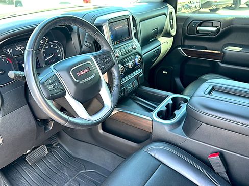 Used 2020 GMC Sierra 1500 SLT RWD image 12