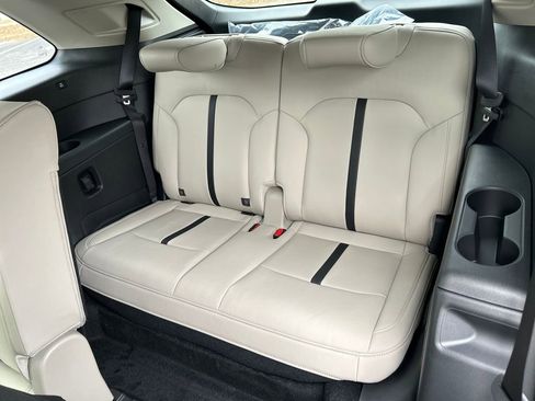 New 2026 MAZDA CX-90 Plug-In Hybrid w/ Preferred AWD/4WD image 27