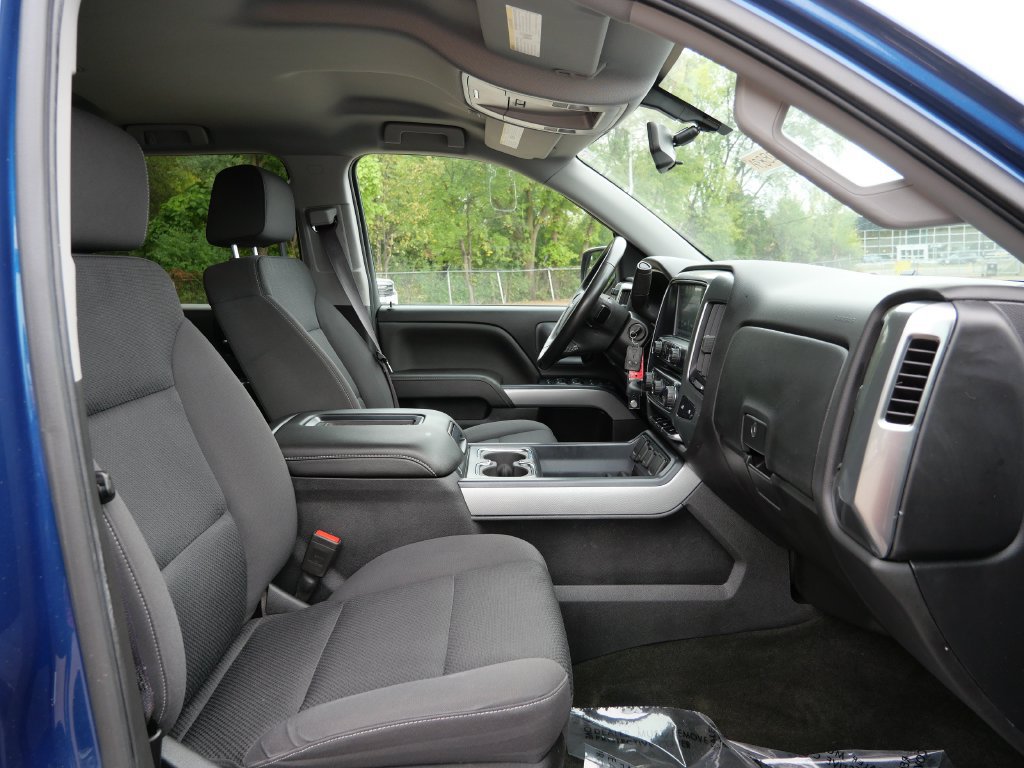 Used 2017 Chevrolet Silverado 1500 LT w/ All Star Edition AWD/4WD image 12