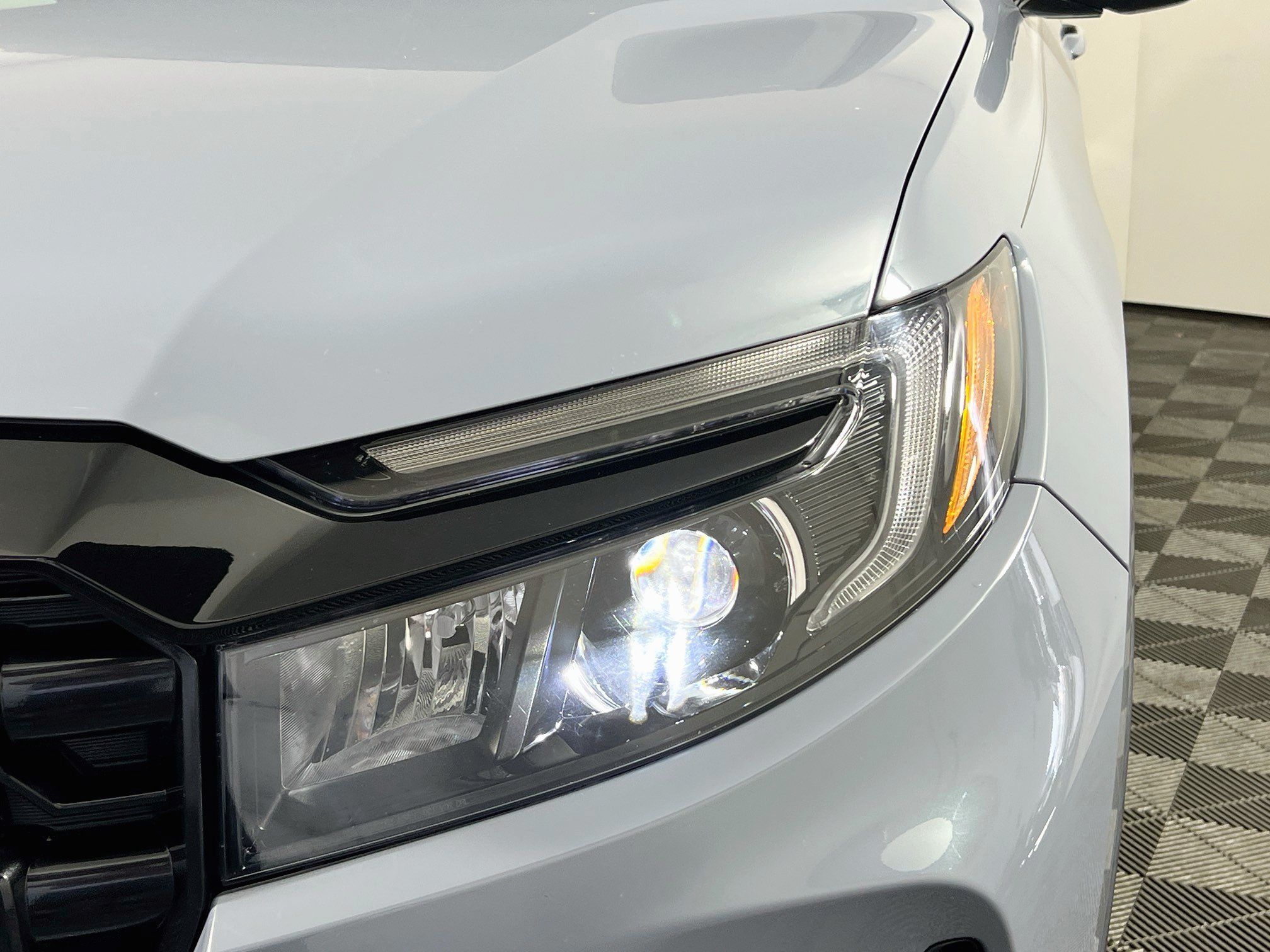 Used 2024 Honda Ridgeline Sport image 11