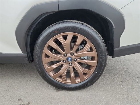 Used 2025 Subaru Forester Sport image 31