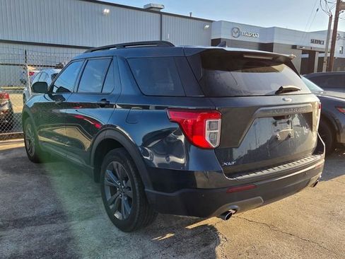 Used 2023 Ford Explorer XLT w/ Equipment Group 202A RWD image 10