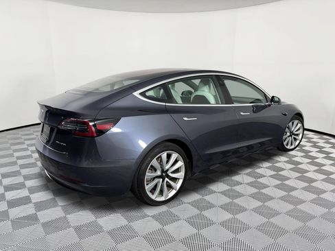 Used 2018 Tesla Model 3 Long Range AWD/4WD image 9