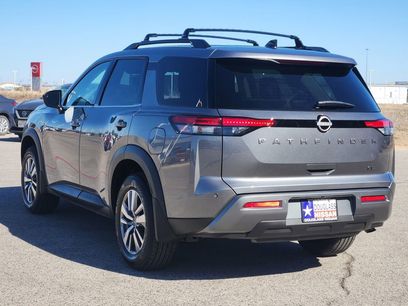 New 2026 Nissan Pathfinder SL