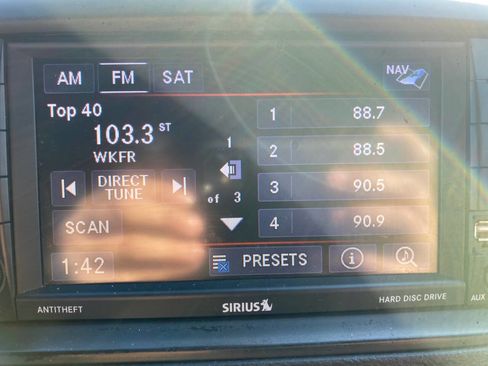 Used 2019 Dodge Grand Caravan SXT image 30