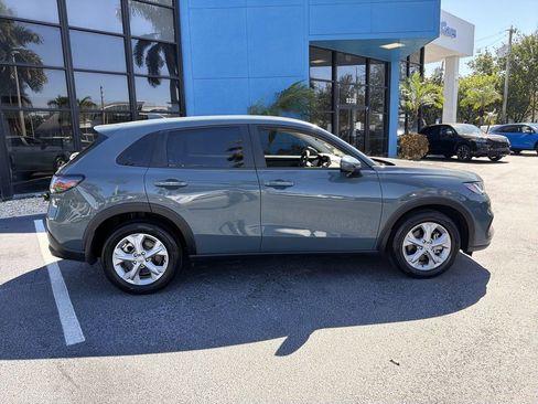 Certified 2023 Honda HR-V LX image 3