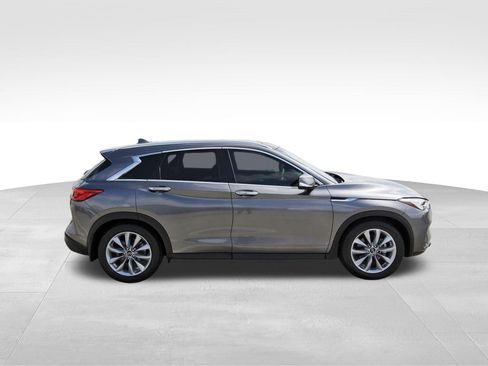 Used 2021 INFINITI QX50 Luxe image 5