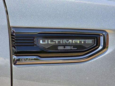 Used 2024 GMC Sierra 1500 Denali Ultimate AWD/4WD image 7