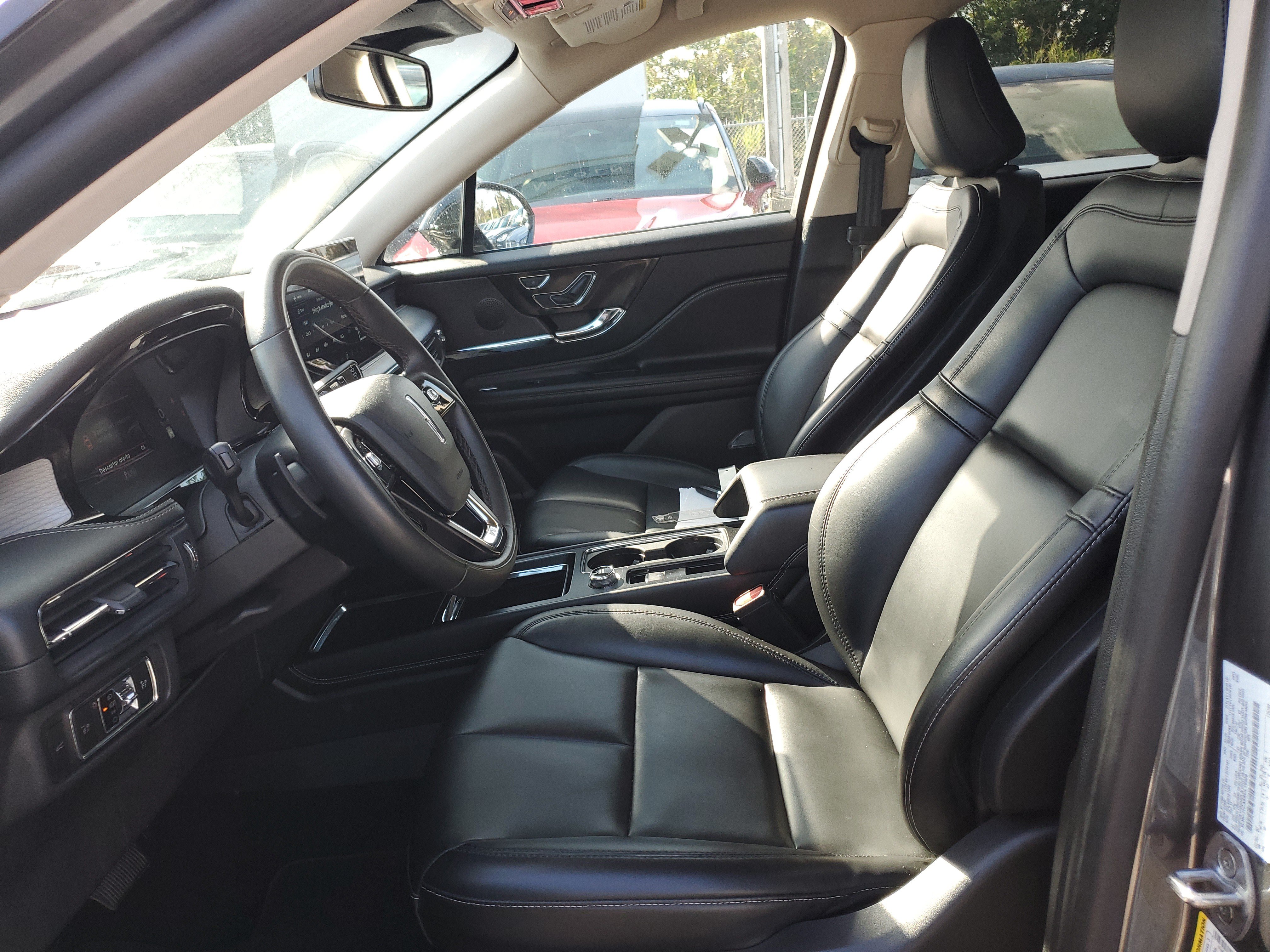 Certified 2024 Lincoln Corsair FWD image 14