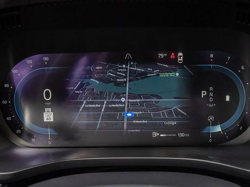 Used 2023 Volvo XC60 B5 Plus w/ Climate Package image 31