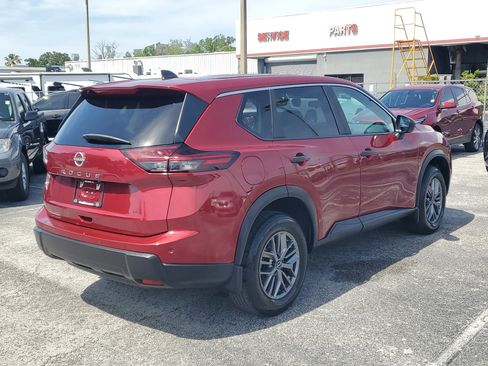 Certified 2025 Nissan Rogue S FWD image 4