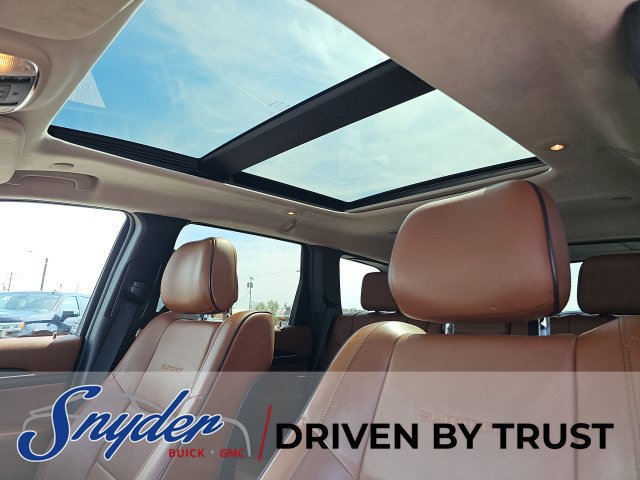 Used 2016 Jeep Grand Cherokee Summit AWD/4WD image 12