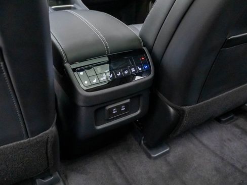 New 2026 INFINITI QX60 Luxe image 18