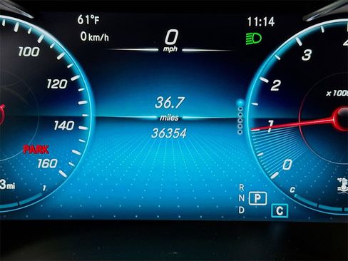 Used 2021 Mercedes-Benz GLC 300 4MATIC w/ Premium Package image 13