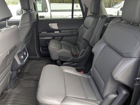 Certified 2025 Ford Expedition Max Active image 16