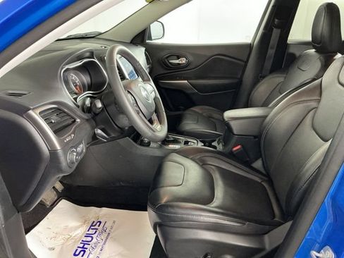 Used 2022 Jeep Cherokee Latitude Lux AWD/4WD image 15