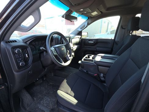 Used 2021 Chevrolet Silverado 1500 Custom w/ LPO, Dark Essentials Package image 9