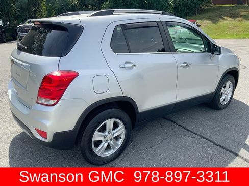 Used 2019 Chevrolet Trax LT w/ LT Convenience Package AWD/4WD image 38