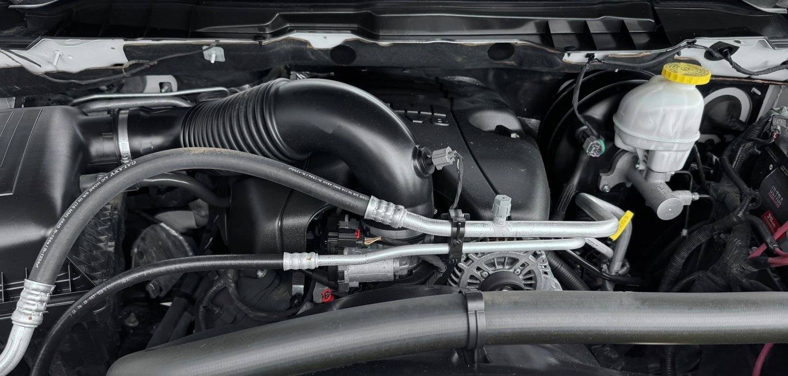 Used 2019 RAM 1500 Classic SLT AWD/4WD image 21