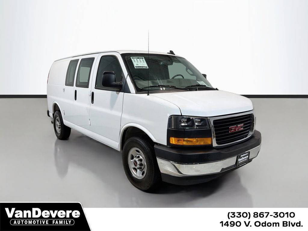 Used 2025 GMC Savana 2500 w/ Driver Convenience Package RWD image 1