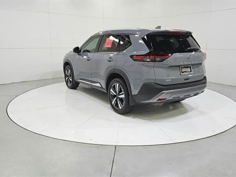 Certified 2023 Nissan Rogue SL w/ SL Premium Package FWD image 5