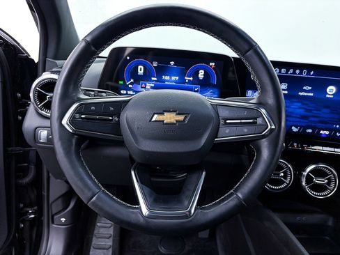 Used 2024 Chevrolet Blazer EV LT AWD/4WD image 29