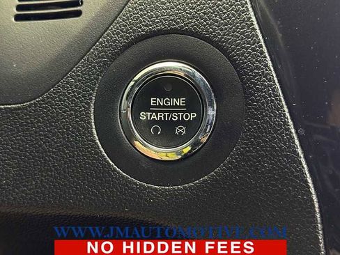 Used 2017 Ford Explorer XLT w/ XLT Technology Feature Bundle image 40