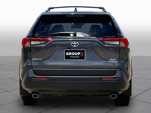 Used 2024 Toyota RAV4 XLE Premium AWD/4WD image 5
